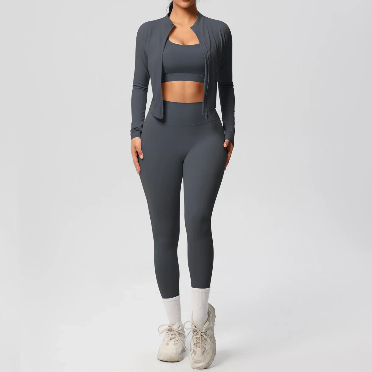 Comfortable 3-Piece Fitness Outfit
