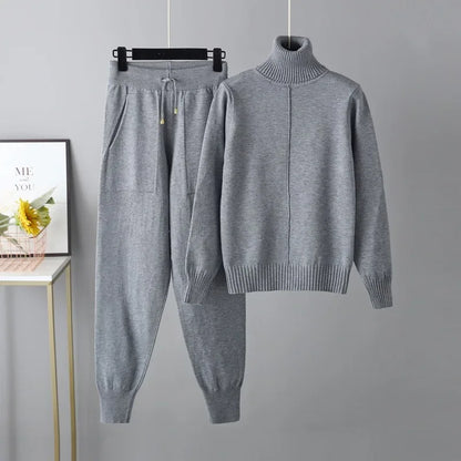 Cozy Women's 2-Piece Knit Outfit