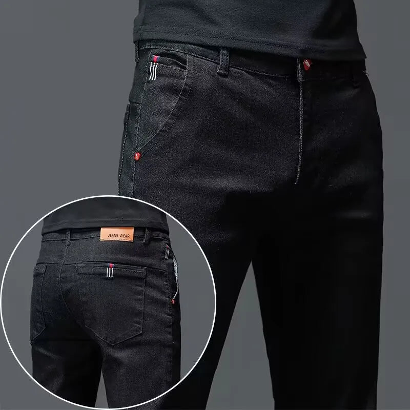 Men's Slim Fit Dark Wash Jeans - VogeLuxe