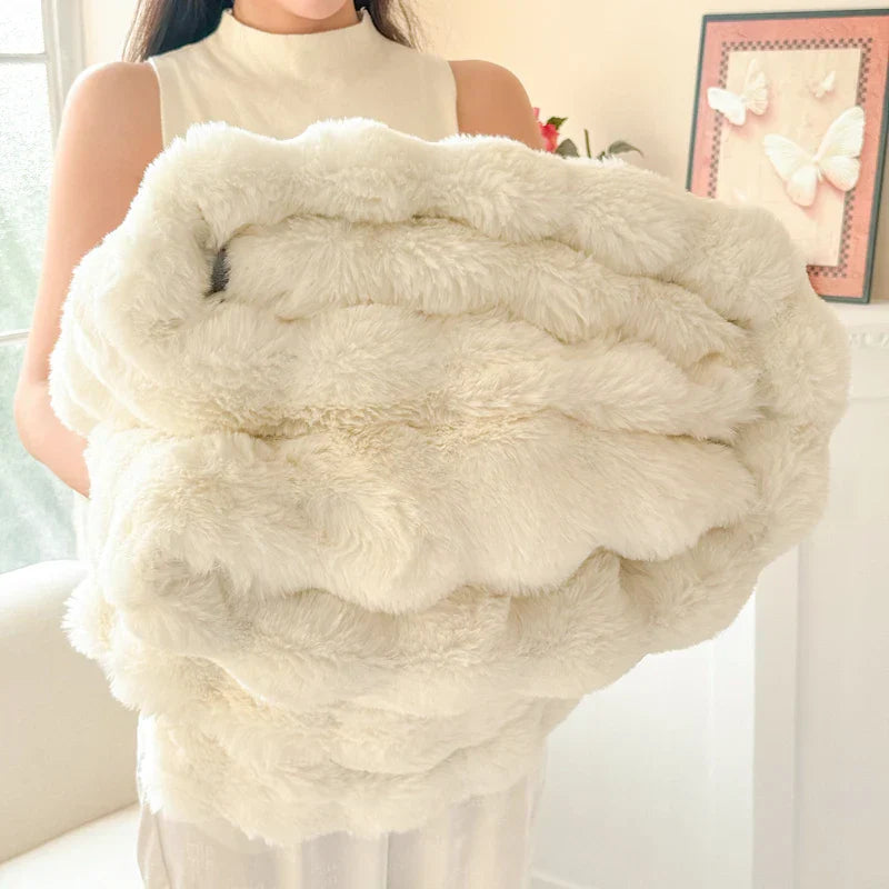 Plush Faux Fur Blanket | Super Soft Cozy Throw
