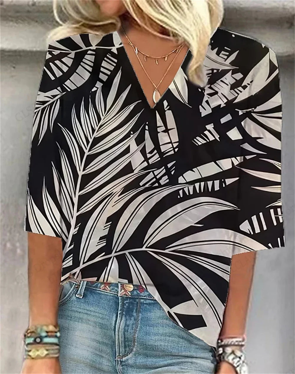 Relaxed Fit Floral V-Neck T-Shirt for Women