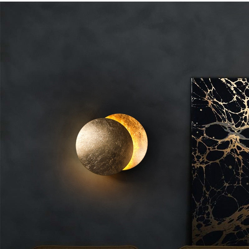 Stylish Solar Wall Lamp - VogeLuxe