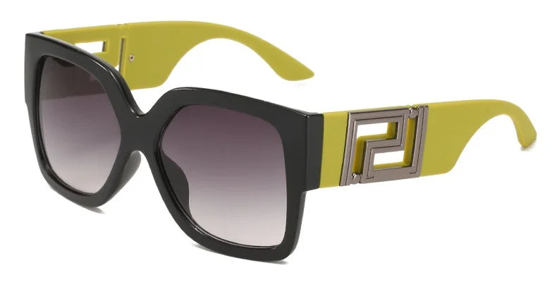 Fashionable Oversized Trendy Sunglasses