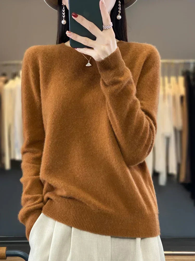 Cozy Crew Neck Women's Merino Wool Pullover Sweater