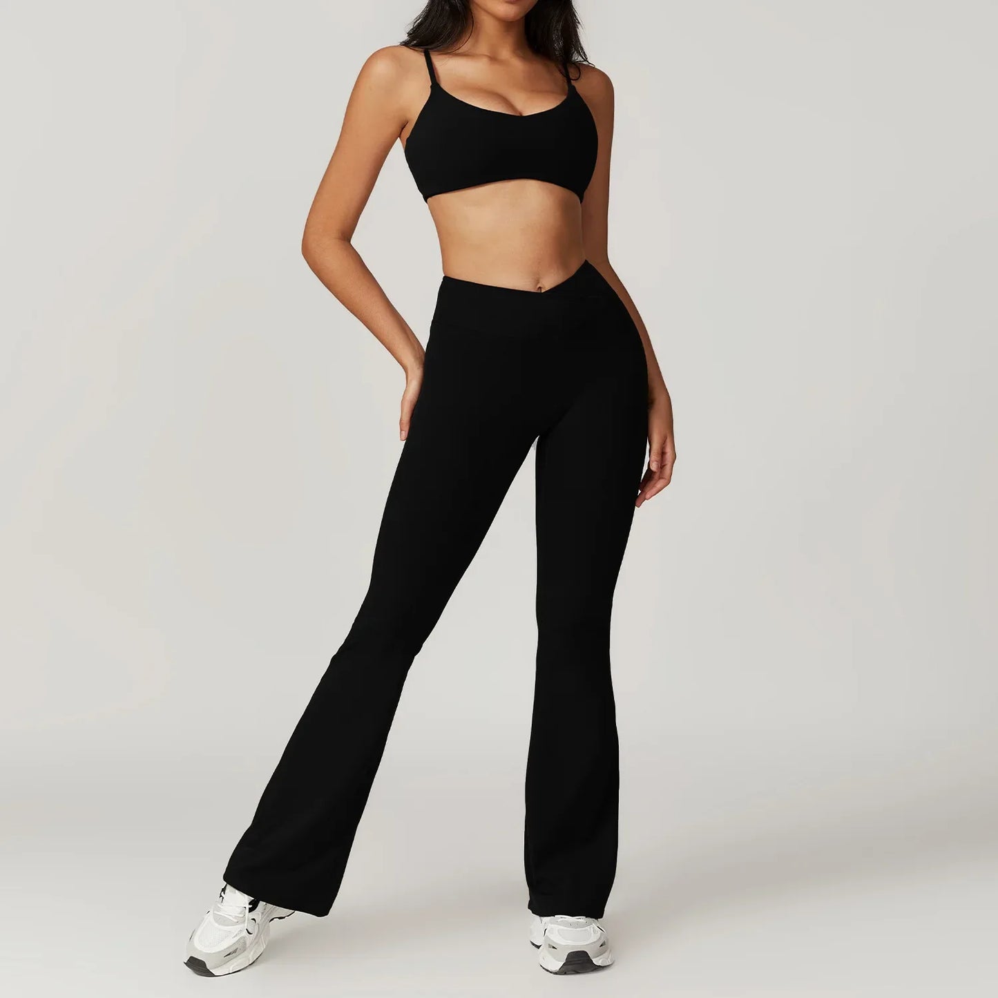 Comfortable 2-Piece Yoga Outfit - Sports Bra & Tight Pants