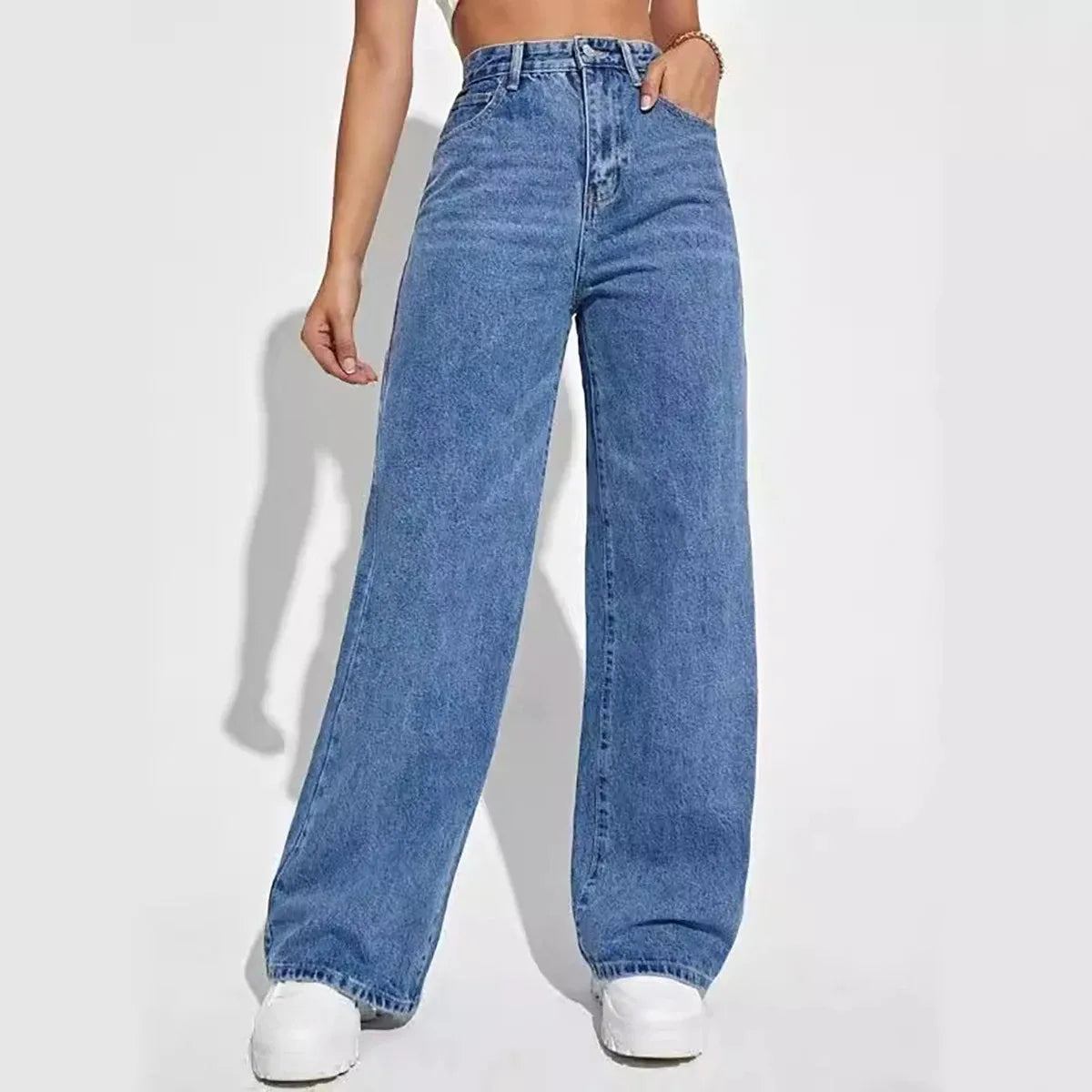 Classic Comfort Fit Straight Leg Women's Jeans - VogeLuxe