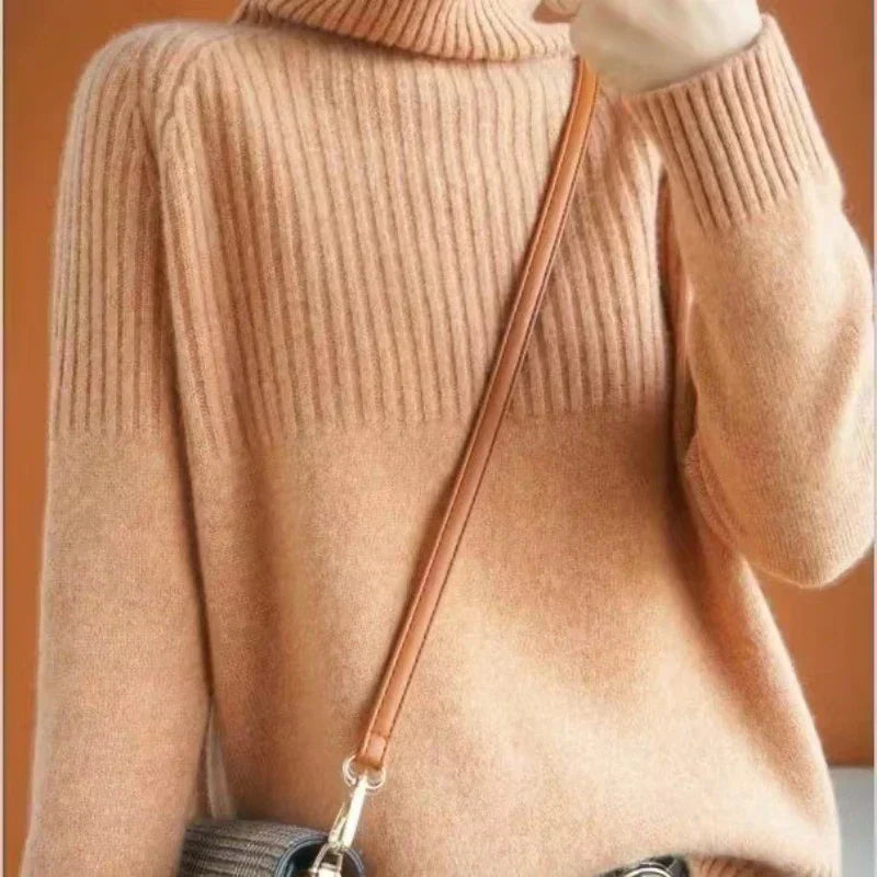 Soft Women's Wool Crew Neck Winter Sweater