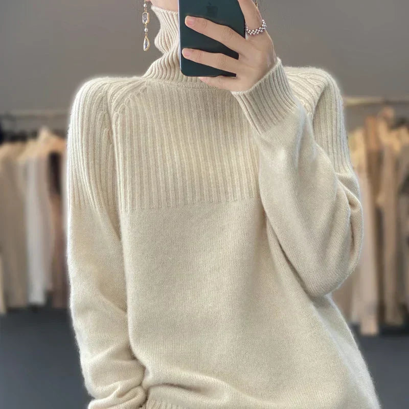 Soft Women's Wool Crew Neck Winter Sweater - VogeLuxe
