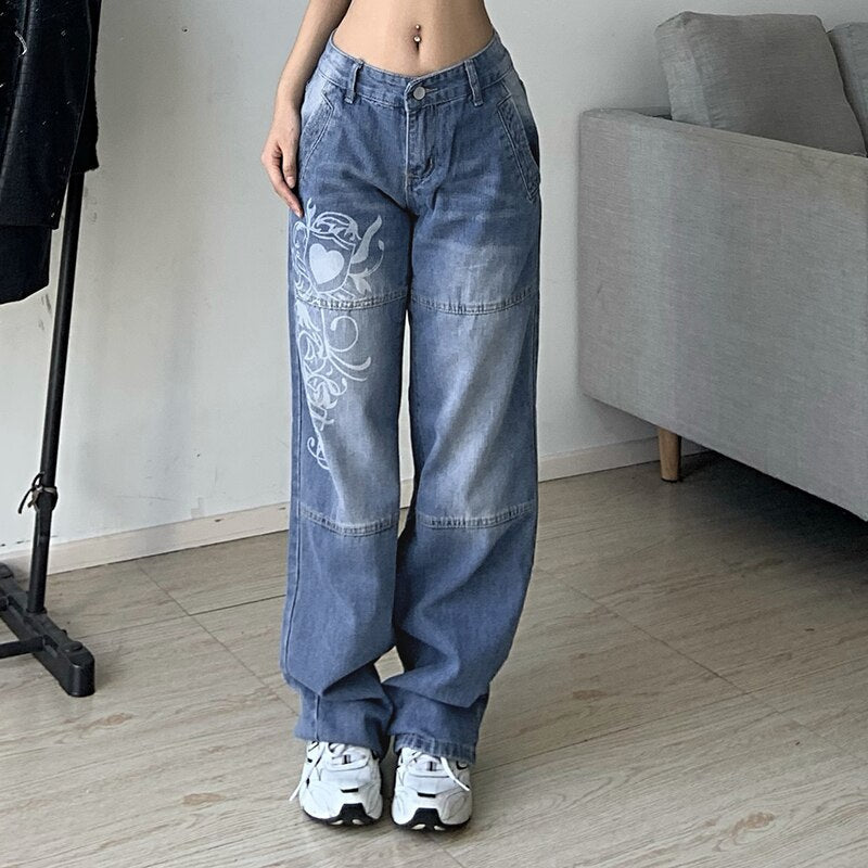 Relaxed Fit Women's Distressed Straight Leg Jeans - VogeLuxe