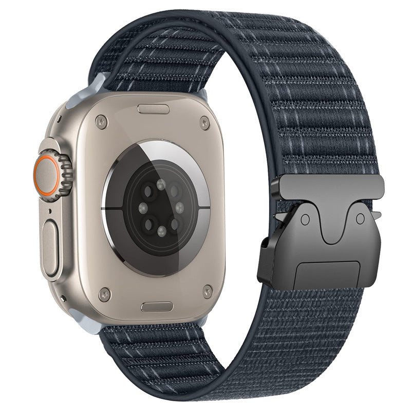 Stylish Wave Strap for Apple Watch with Secure Buckle