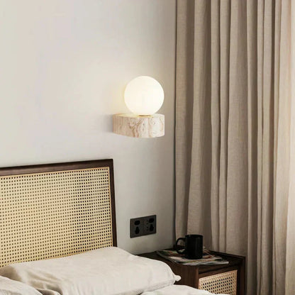 Sleek Modern Wall Light - VogeLuxe