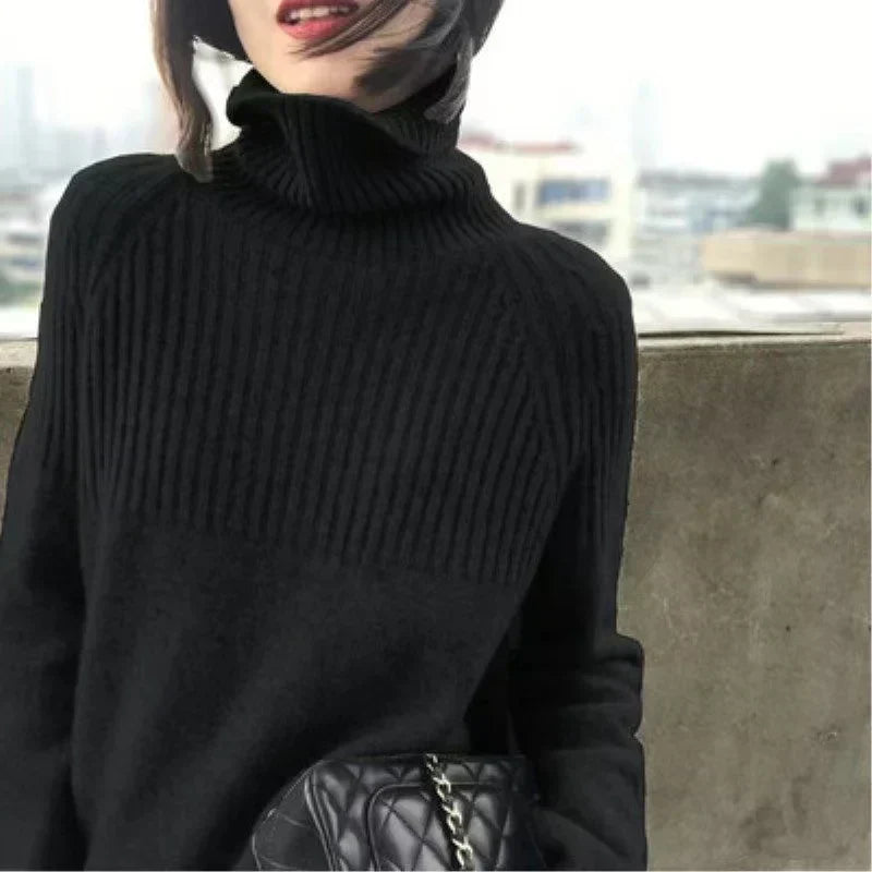 Cozy Women's Soft Wool Turtleneck Sweater