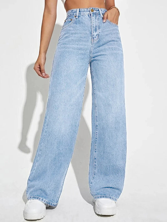 Comfortable Fit Straight Leg Women's Jeans - VogeLuxe