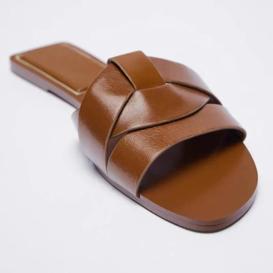 Comfortable Lightweight Sandal Flip Flops - VogeLuxe