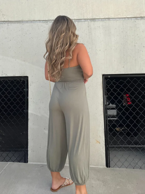 Summer Women's Relaxed V-Neck Jumpsuit