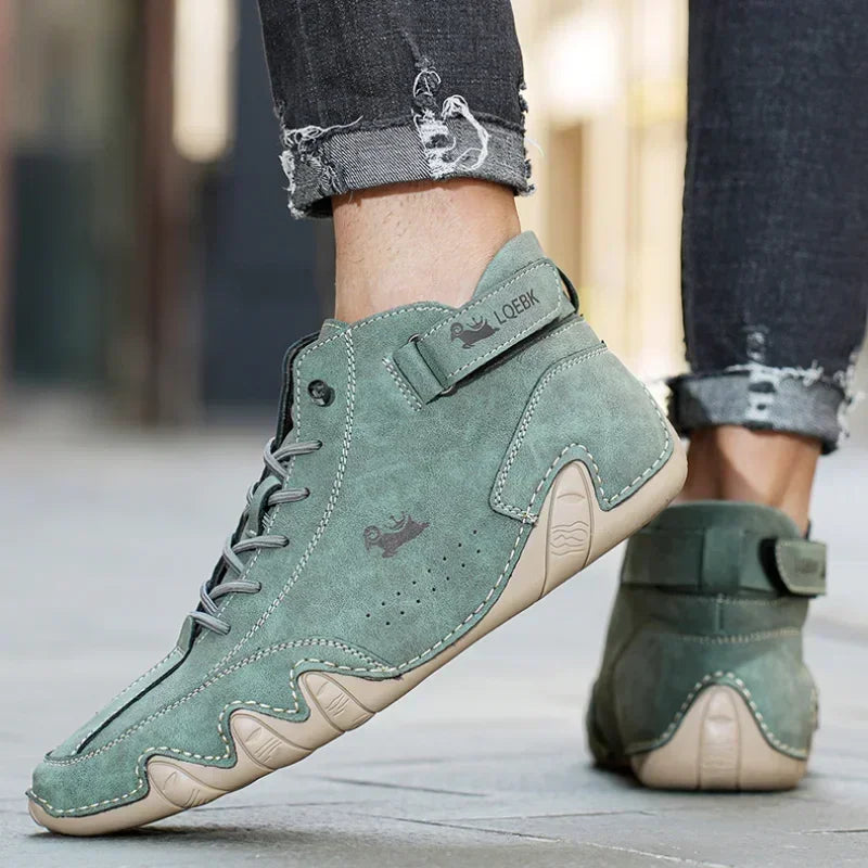 Waterproof Comfortable Mens Hiking Boots - VogeLuxe