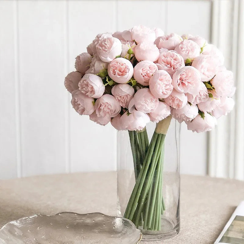 Beautiful Floral Silk Rose Arrangement with 27 Petals - VogeLuxe
