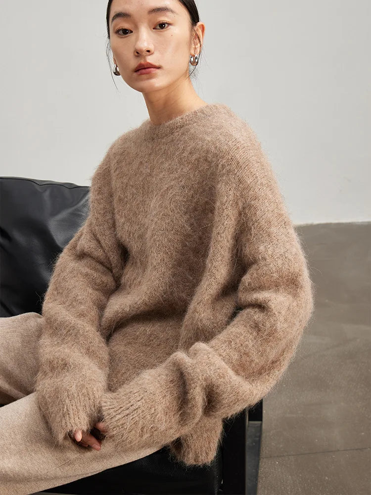 Cozy Large Alpaca Sweater - VogeLuxe