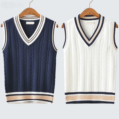 Chunky Patterned V-Neck Sweater Vest - VogeLuxe