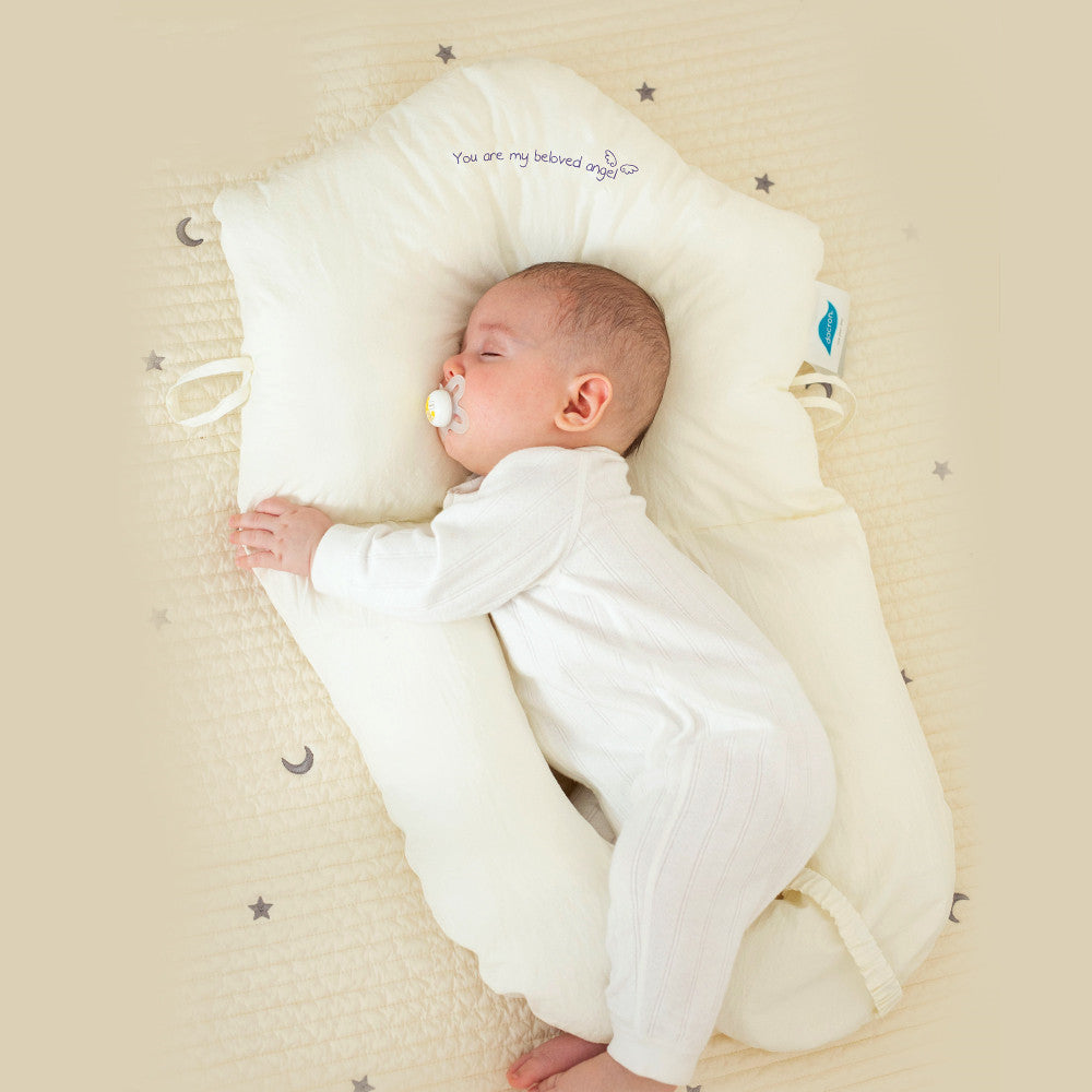 Gentle Baby Support Pillow - VogeLuxe