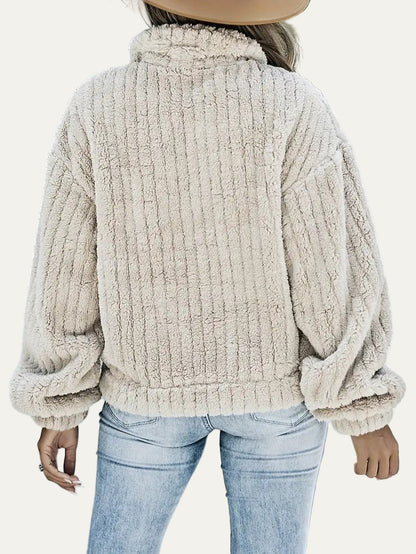 Soft Faux Fur Button Trucker Jacket 4