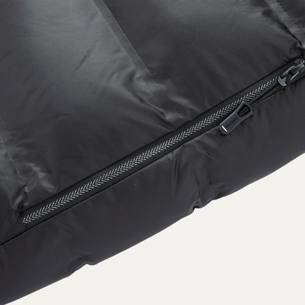 The Bacoli Men’s Graphene Heated Puffer Quilted Jacket 2