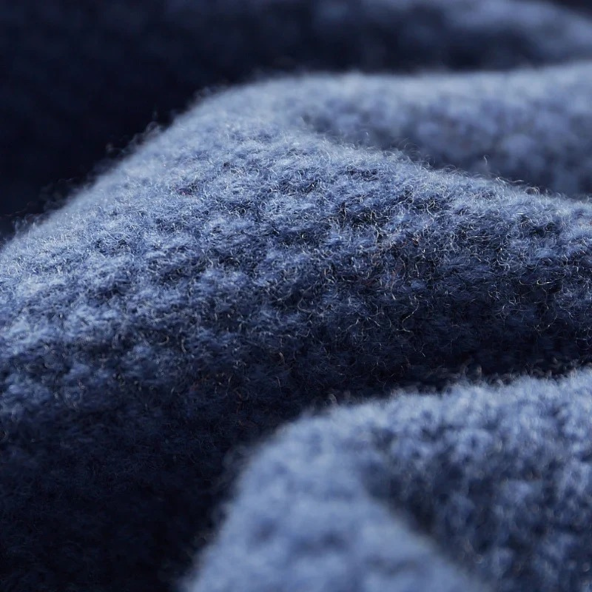 The Edinburgh Men’s Luxury Cashmere Button Cardigan 2