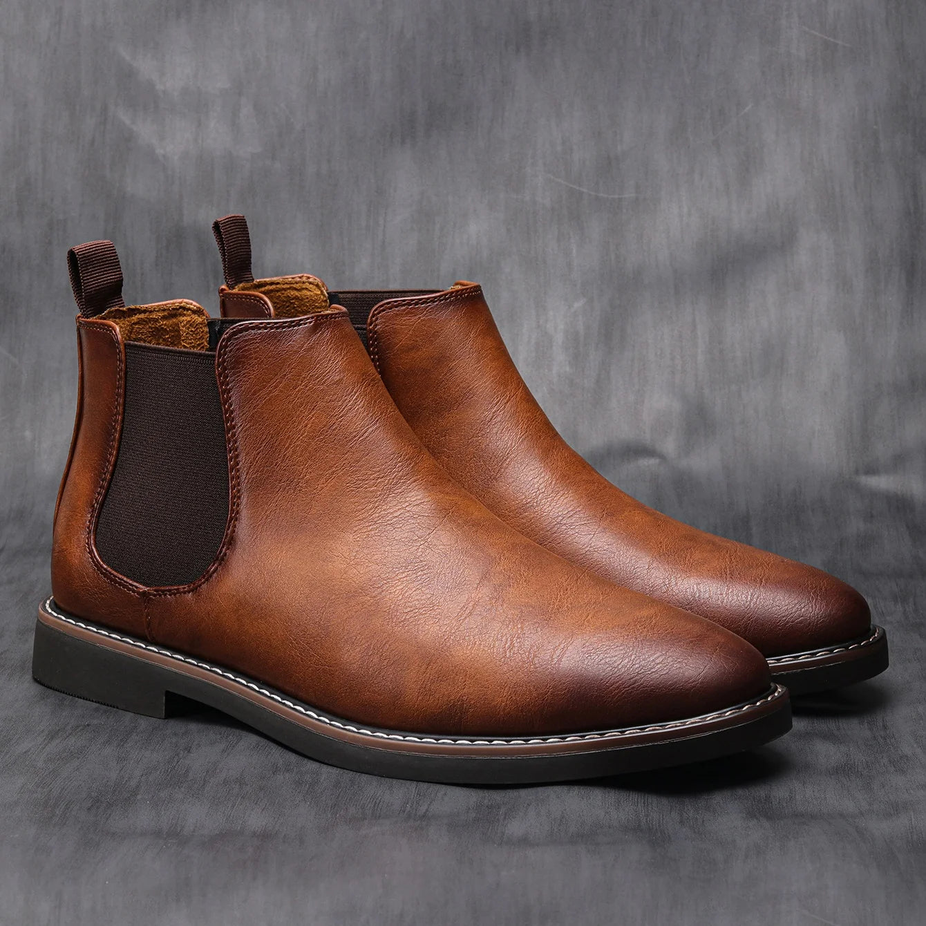 The Highlands Men's Durable Leather Chelsea Boots 6