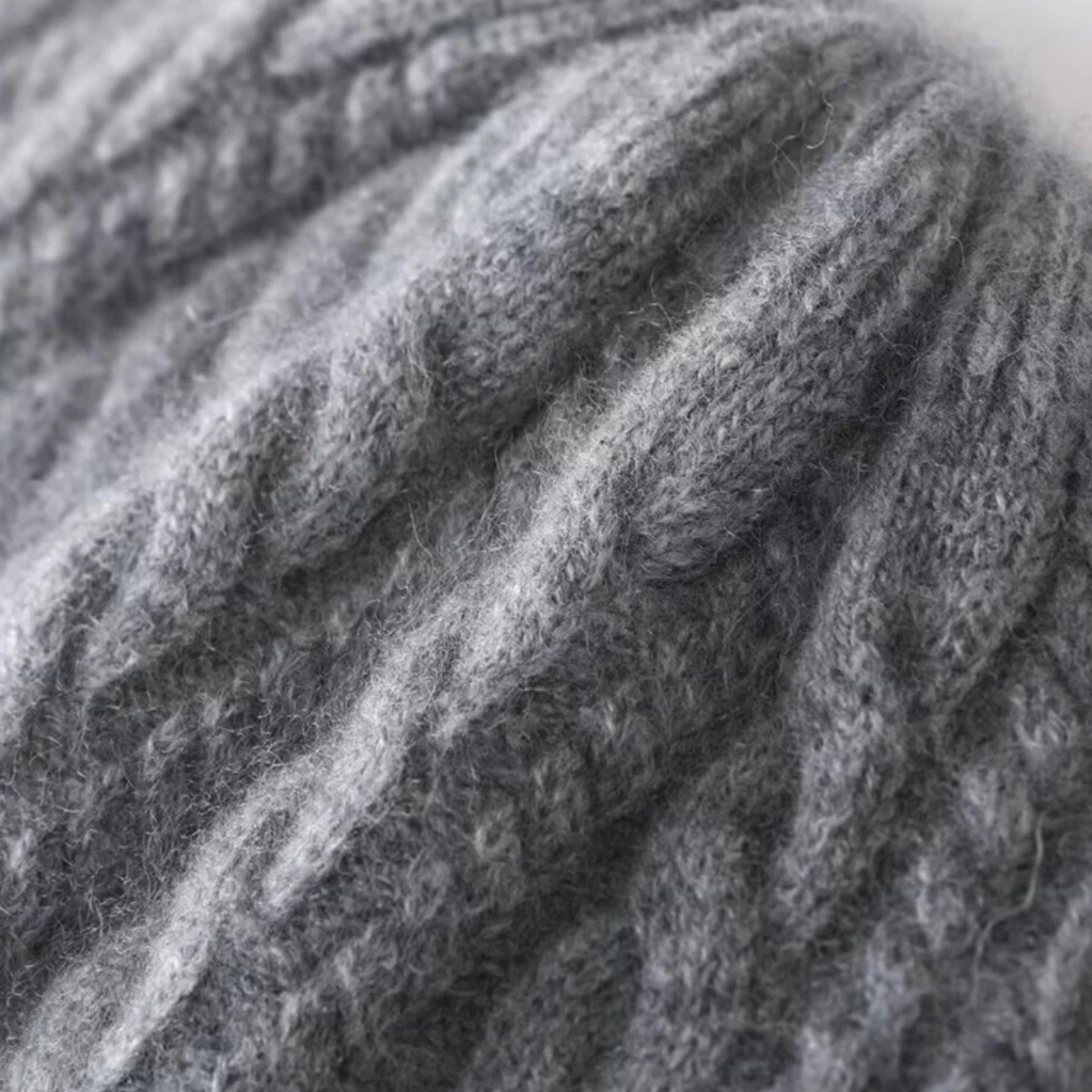 The Kingsley Men's Classic Ribbed Knit Cashmere Beanie 2