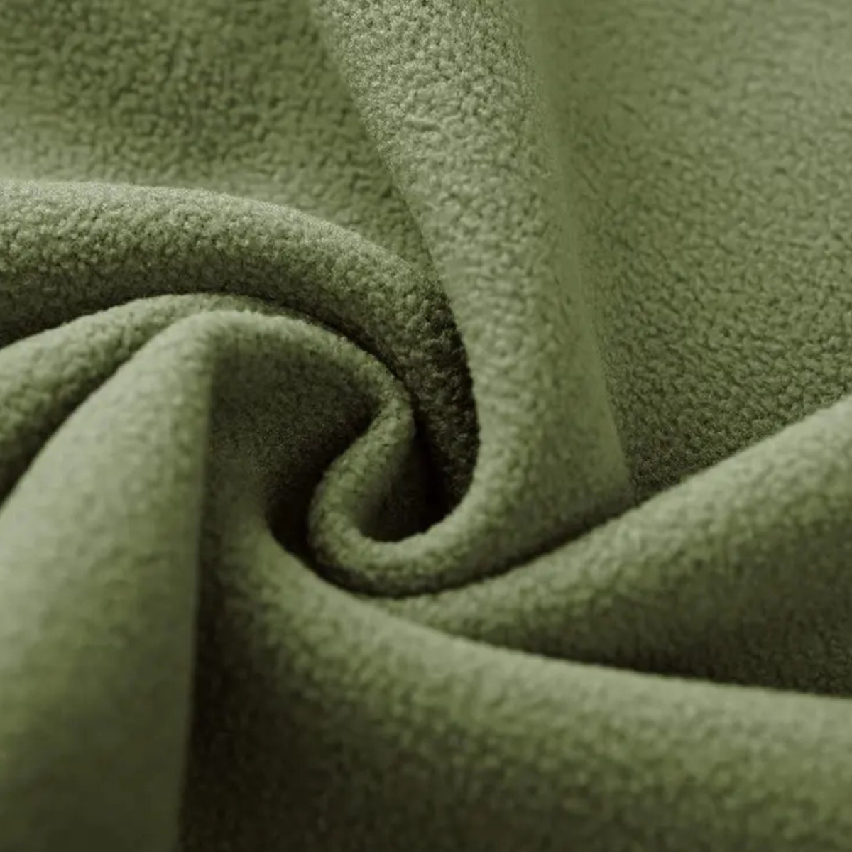 The Padova Men’s Warm  Tactical Fleece Jacket with Zipper Pockets 4