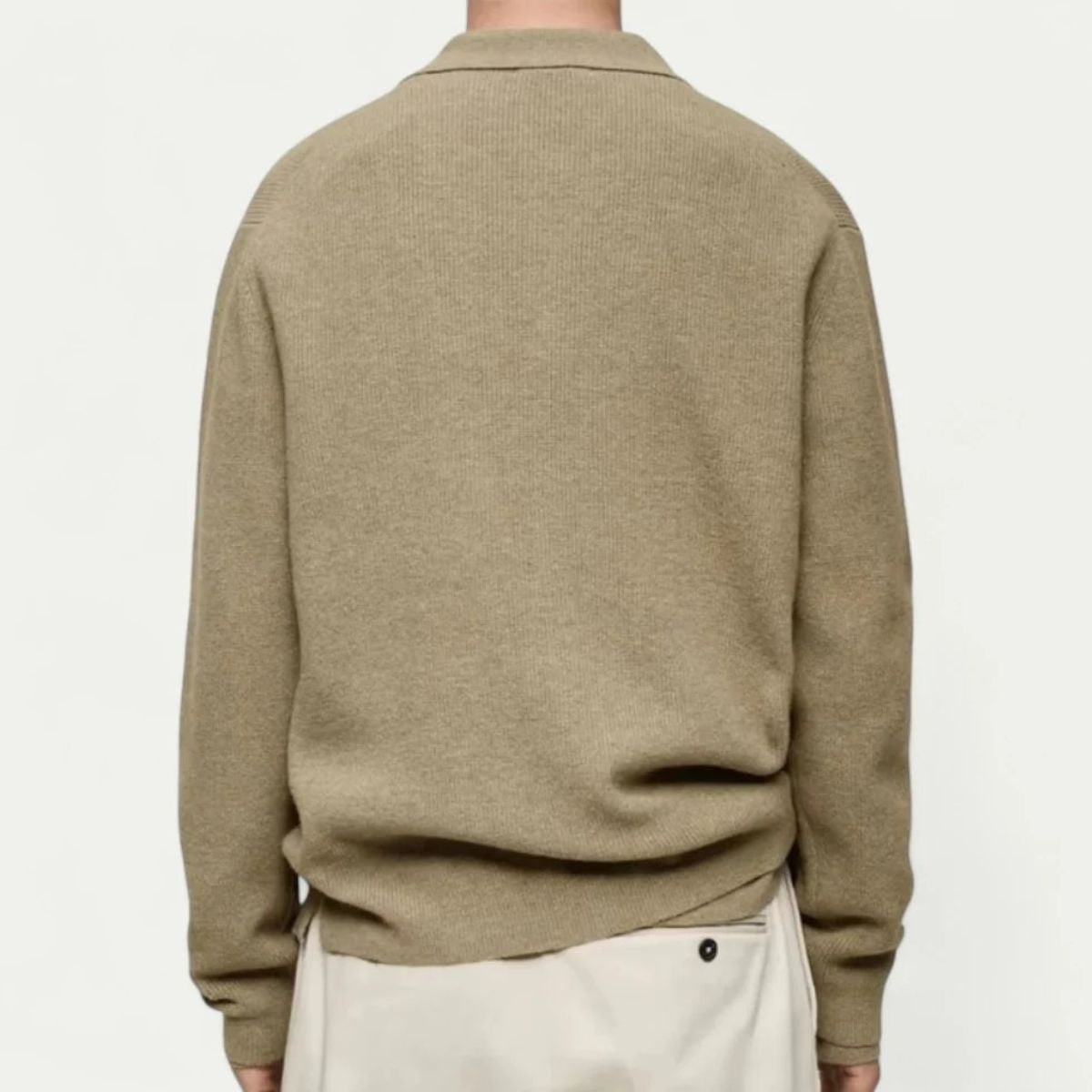 The Positano Elegant Knitted Cardigan for Men - Lapel Collar and Front Buttons 2