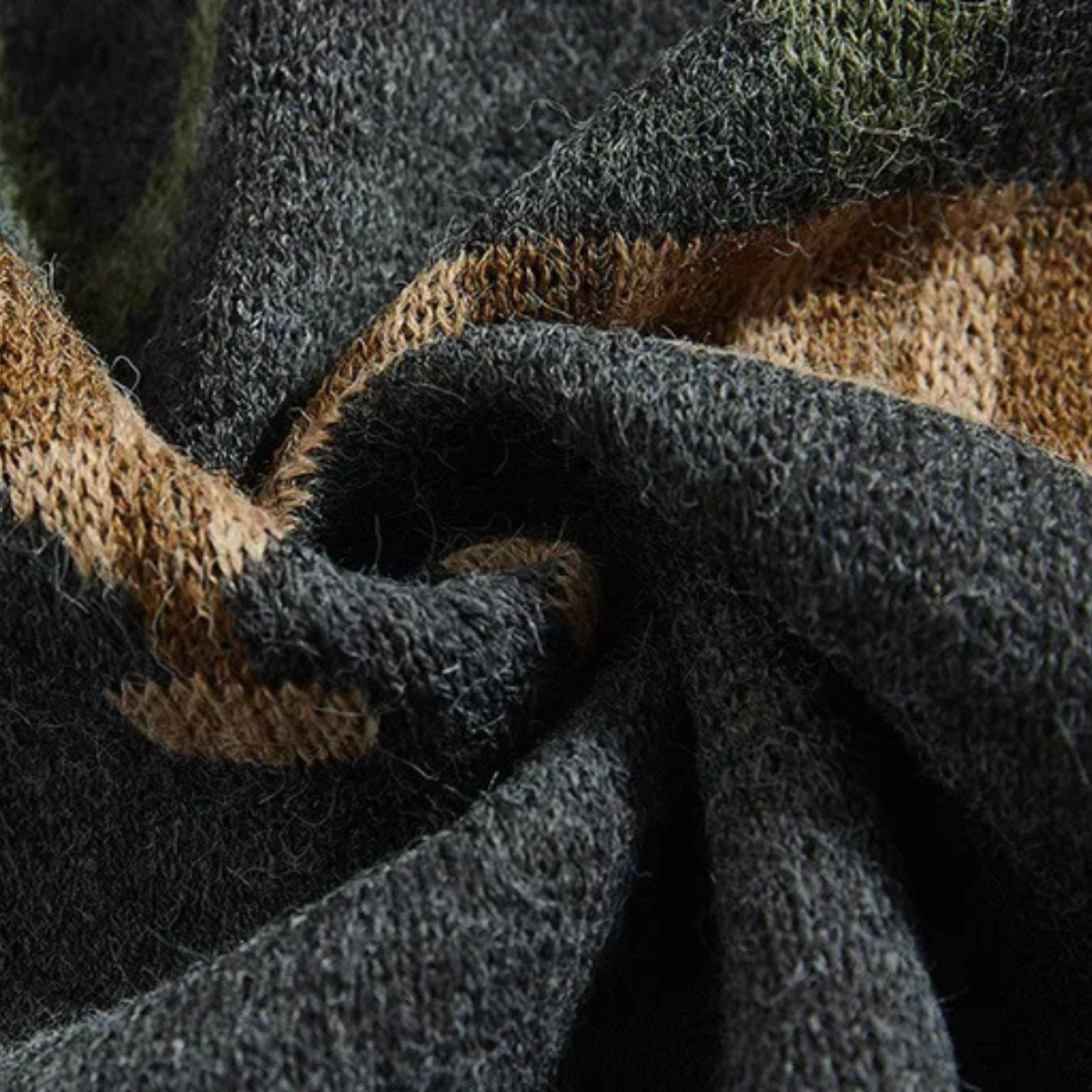 The Redruth Men’s Vintage Geometric Button Up Cardigan 2