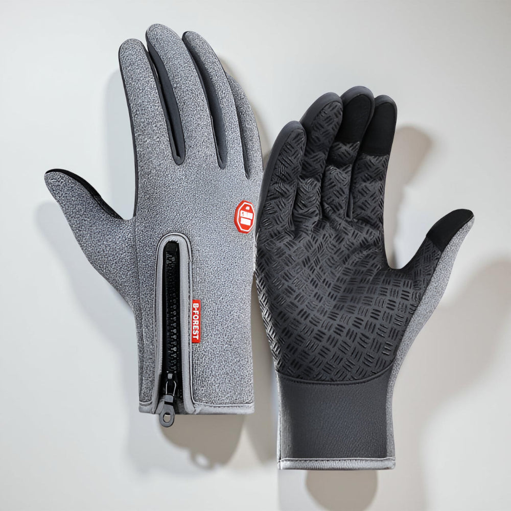 Warm Water Resistant Grip Gloves for Outdoor Use