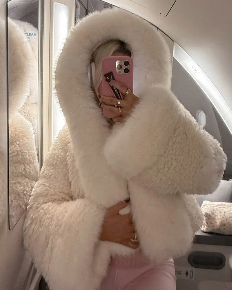 VogeLuxe | Women’s Plush Hooded Fur Jacket