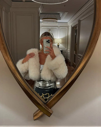 VogeLuxe | Women’s Plush Hooded Fur Jacket