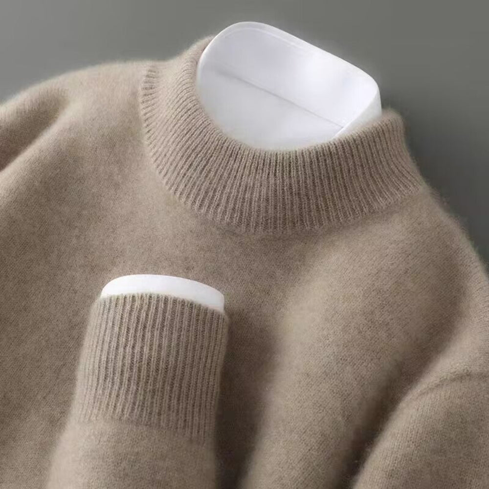 Soft Women's Crew Neck Cashmere Sweater