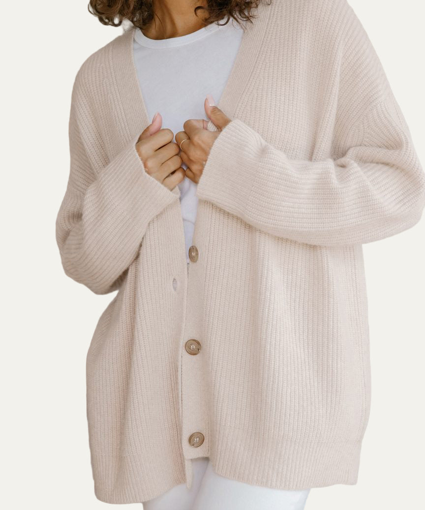 Women’s Chunky Knit Cardigan Sweater – Oversized Fit – V-Neck – Ribbed Button Front 4