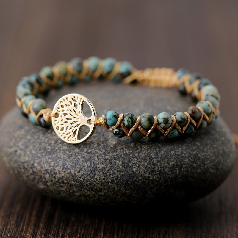 Fashionable Ladies' Bracelet with Stylish Details - VogeLuxe