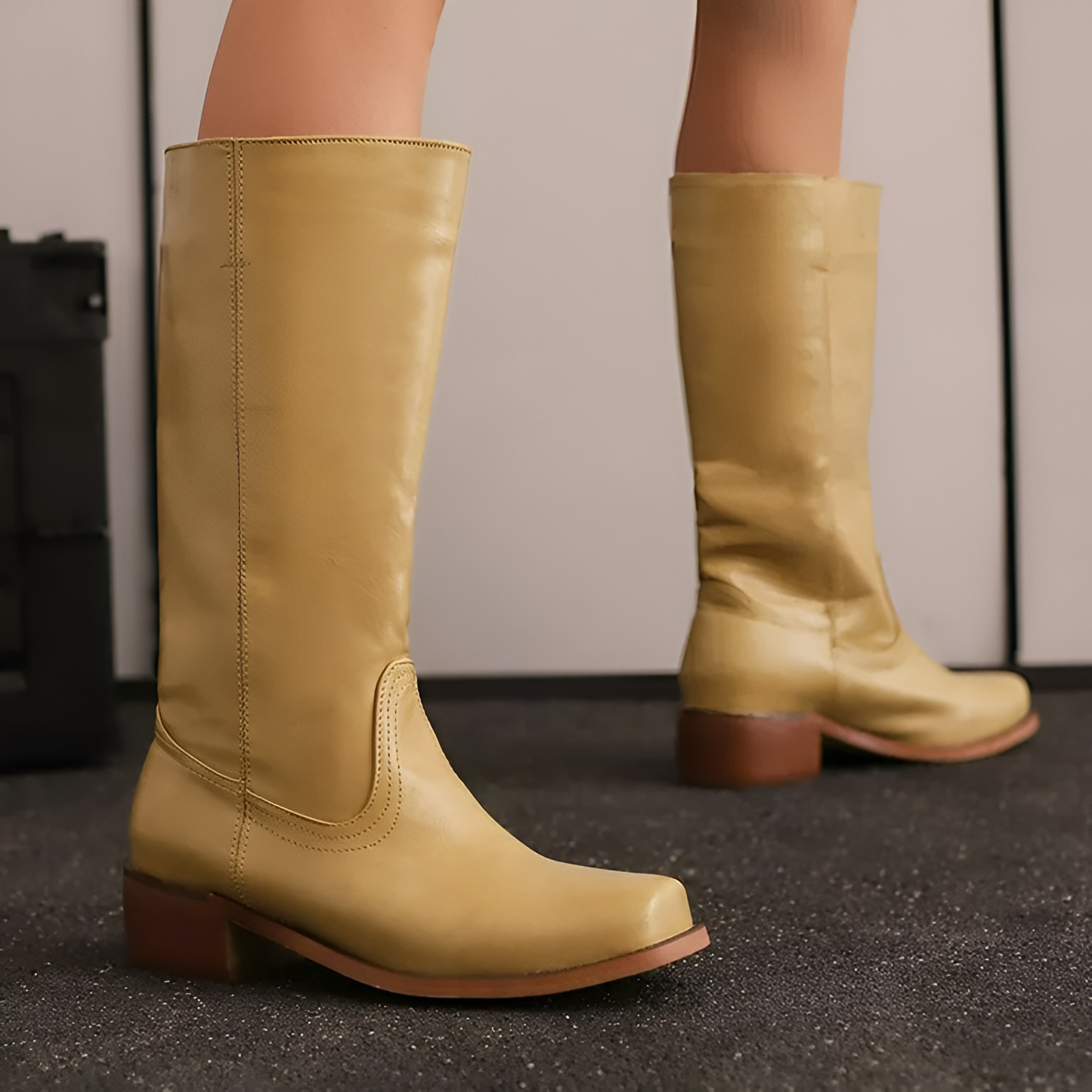 Ladies Tall Leather Block Heel Boots - VogeLuxe