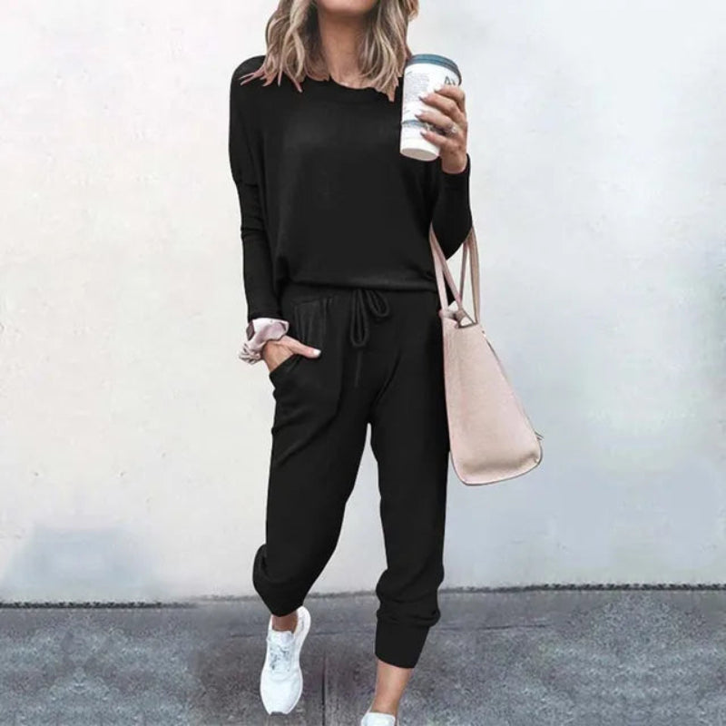 Ladies Comfortable Pantsuit Outfit