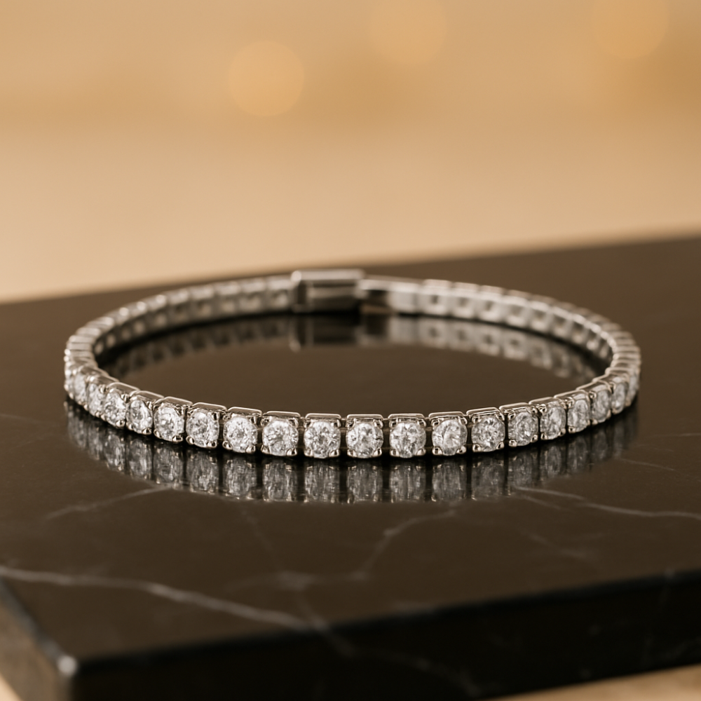 Elegant Ladies Diamond Tennis Bracelet - VogeLuxe