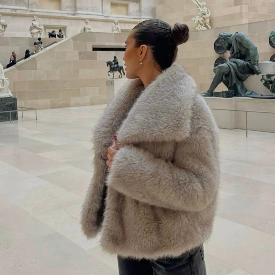 Luxurious Faux Fur Ladies Winter Coat