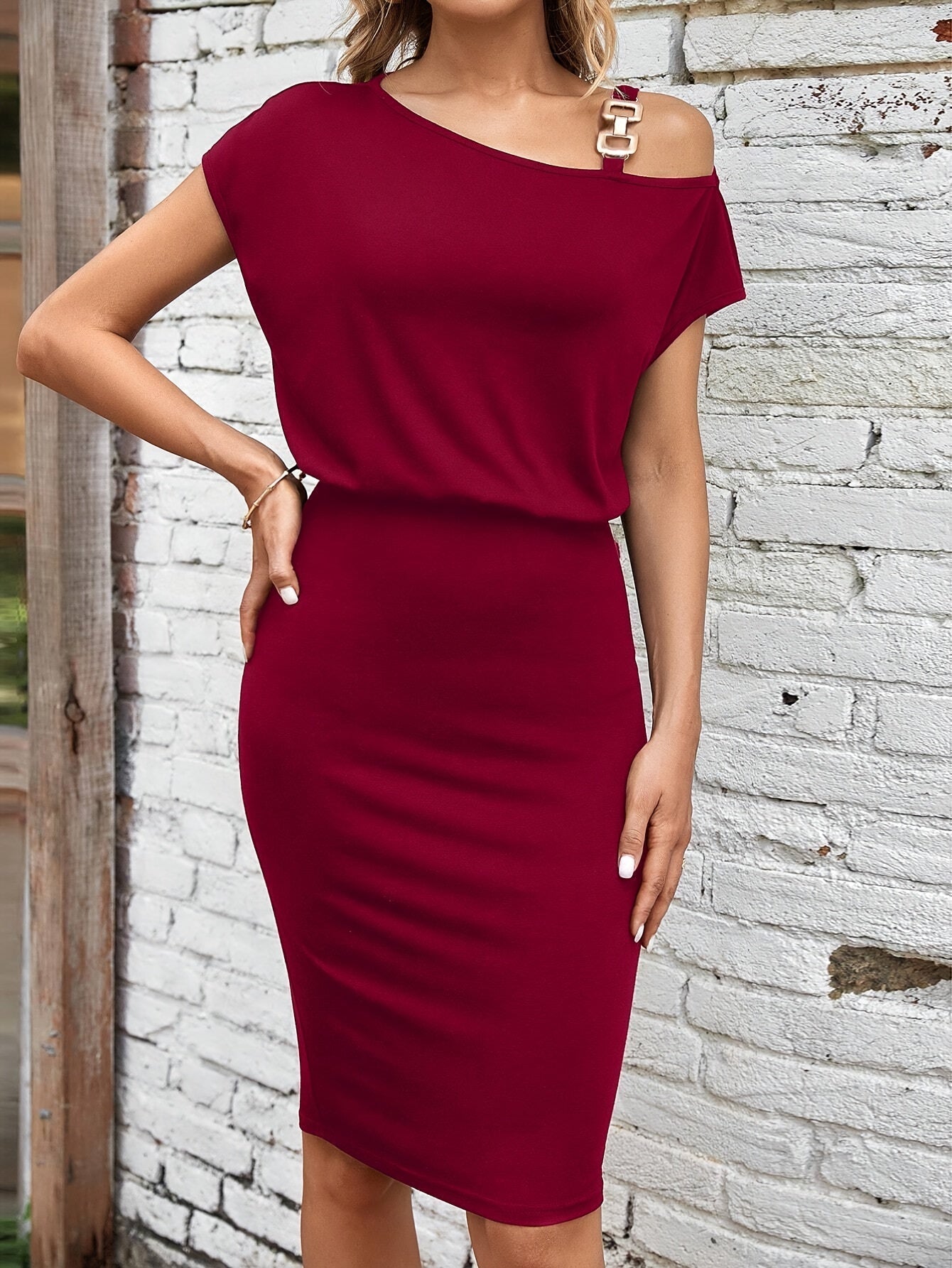 Elegant Off Shoulder Short Sleeve Evening Dress for Women - VogeLuxe