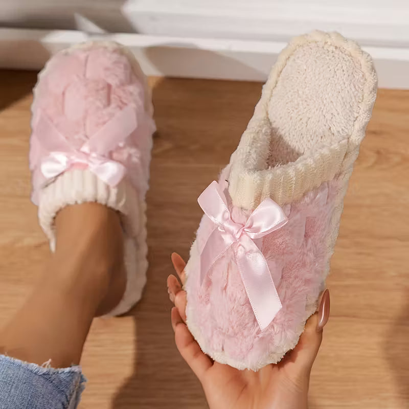 Cozy Plush Women's Slippers – Comfortable Fuzzy Home Shoes