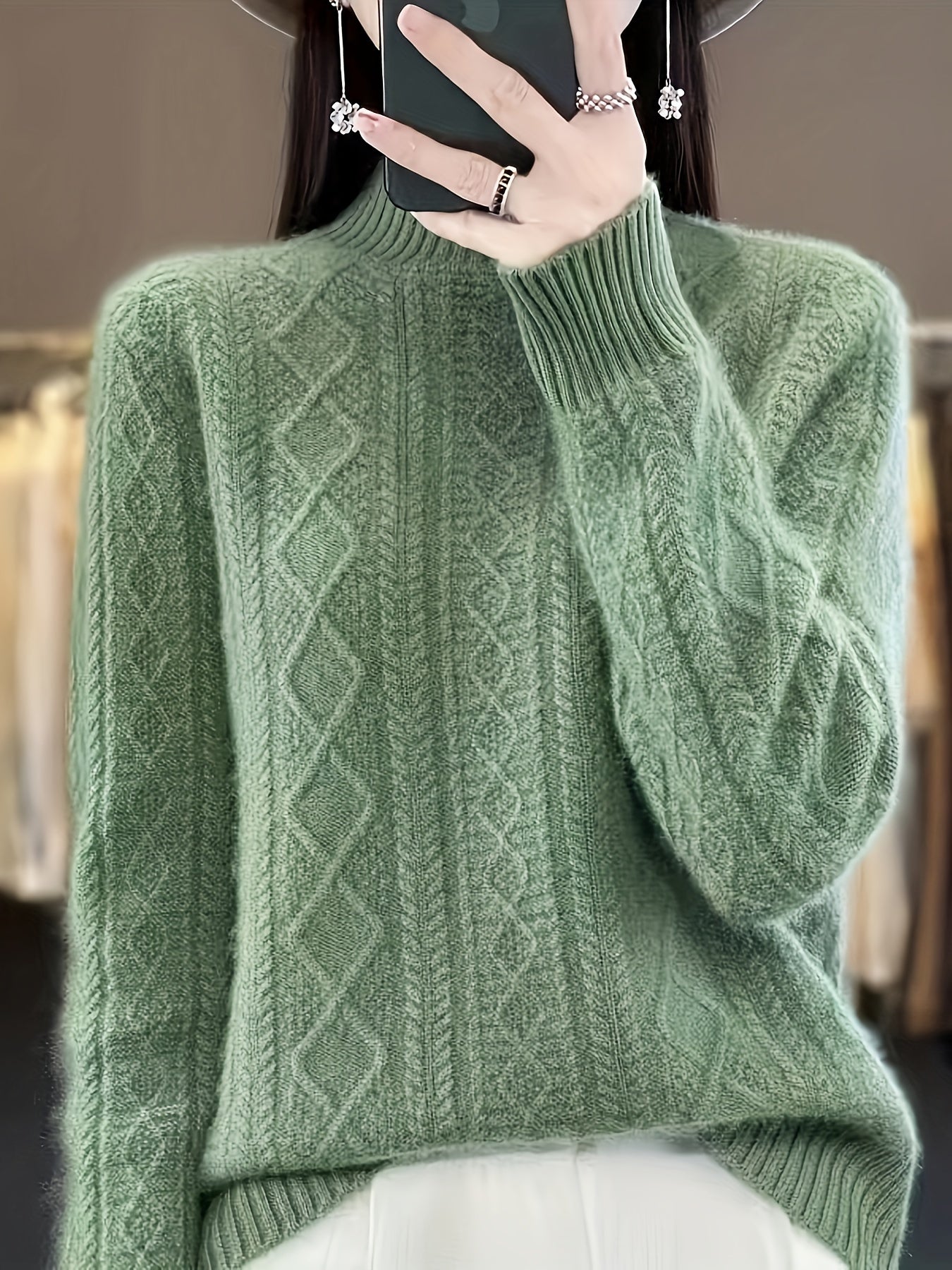 Soft Women's Crew Neck Long Sleeve Sweater