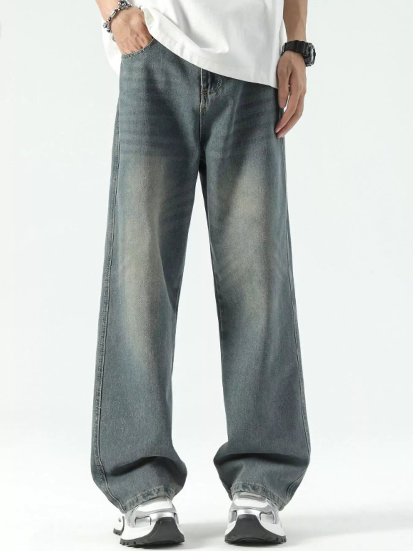 Classic Relaxed Fit Straight Leg Jeans - VogeLuxe