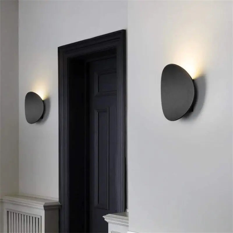 Elegant LED Wall Lamp - VogeLuxe
