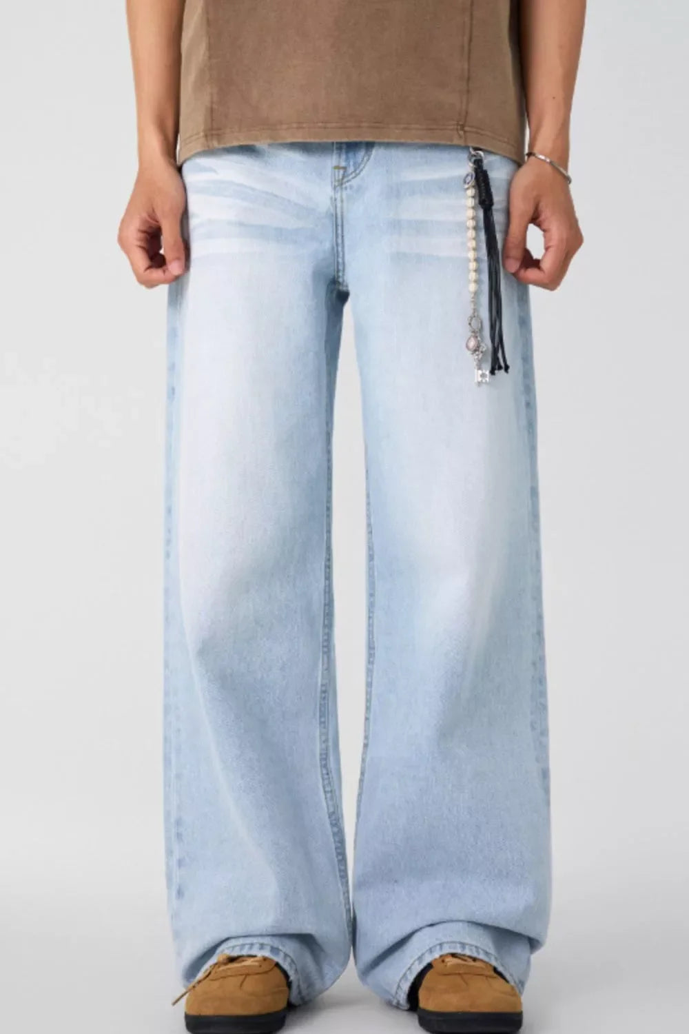 Relaxed Fit Distressed Denim Jeans - VogeLuxe