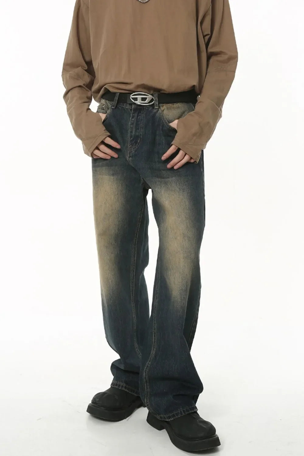 Comfortable Fit Women's Stretch Jeans with Pockets - VogeLuxe