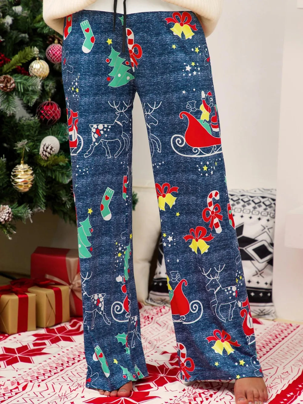 Holiday Cheer Women's Straight Leg Printed Pants - BritishElegance